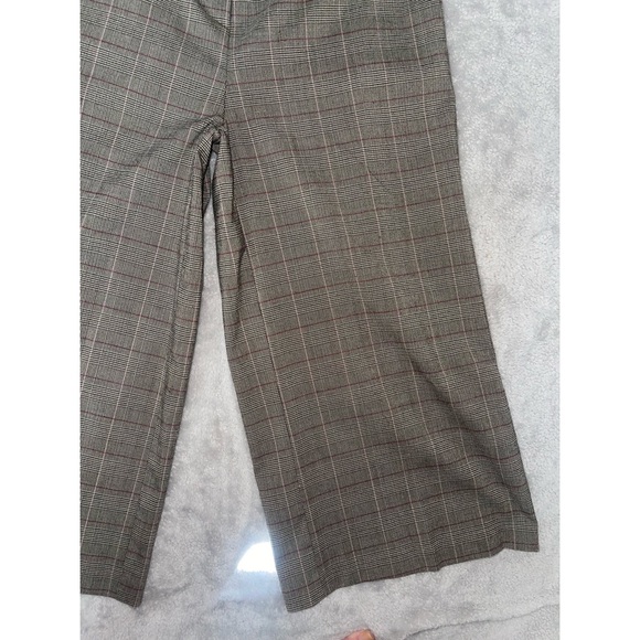 Women’s Light Green Plaid Tailor B. Moss Capri Slacks 💚 - Picture 10 of 16